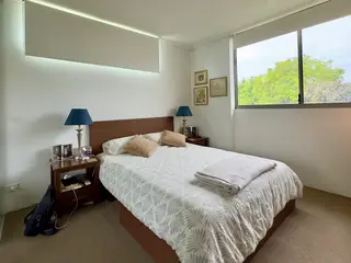 Spare blanket, in the frame that shows it